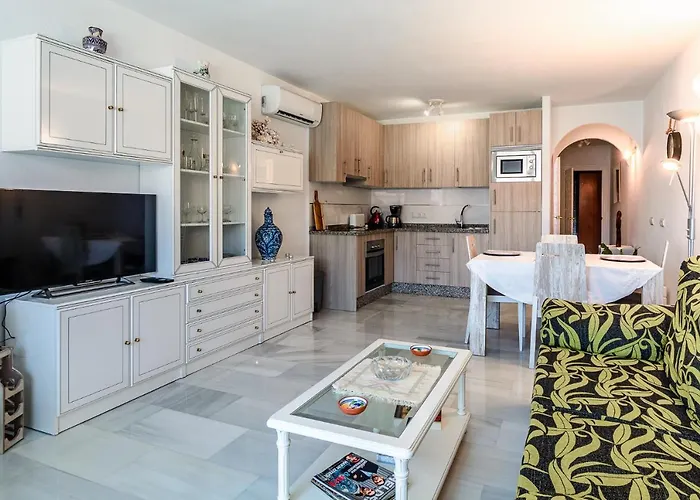 Bajamar Burriana Nerja